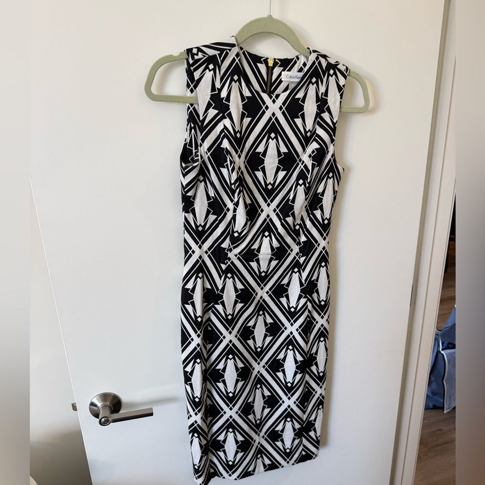 Calvin Klein Monochrome Geometric Midi Dress